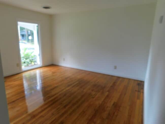 Building Photo - Brick Ranch in Oxford Heights Subdivision