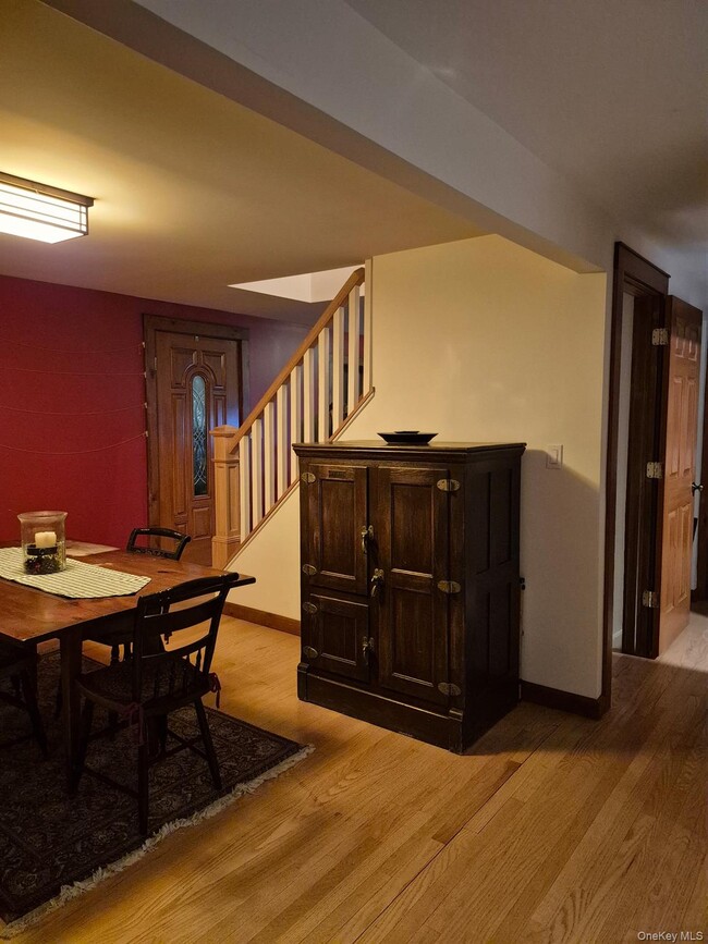 Building Photo - 57 Swannekin Rd