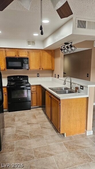 Building Photo - 1575 W Warm Springs Rd