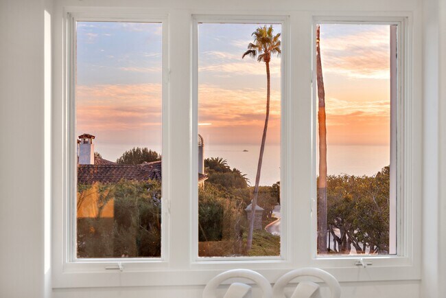 Building Photo - 84 Sidney Bay Dr