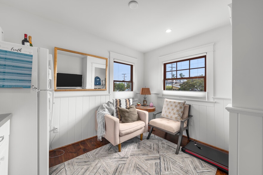 Building Photo - 311 N Gertruda Ave