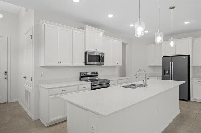 Building Photo - 4108 Solamor St