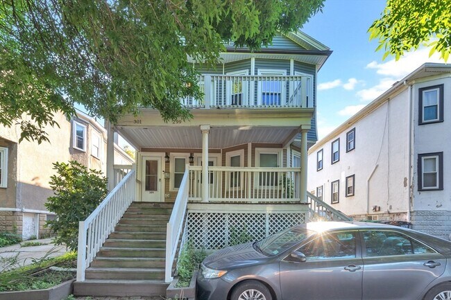 Building Photo - 299-301 Alewife Brook Pkwy