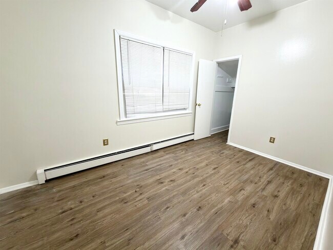 Building Photo - 317 Avenue A