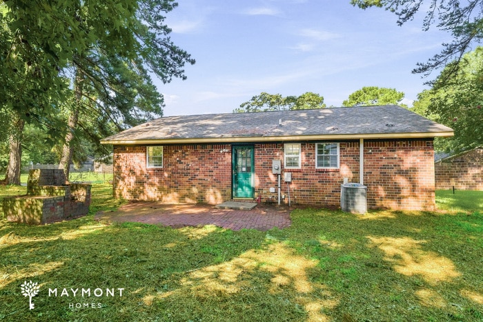 Building Photo - 301 Bluebell Ave