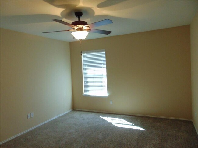 Building Photo - 251 Wolfberry Path