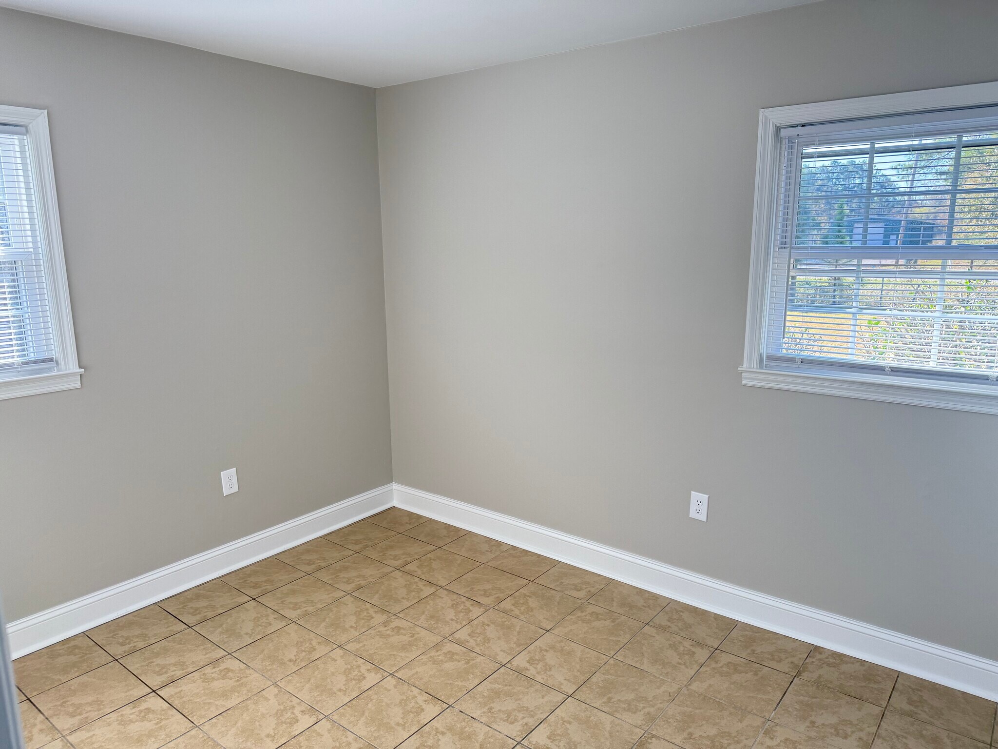 2nd Bedroom - 3410 Longwood Ln