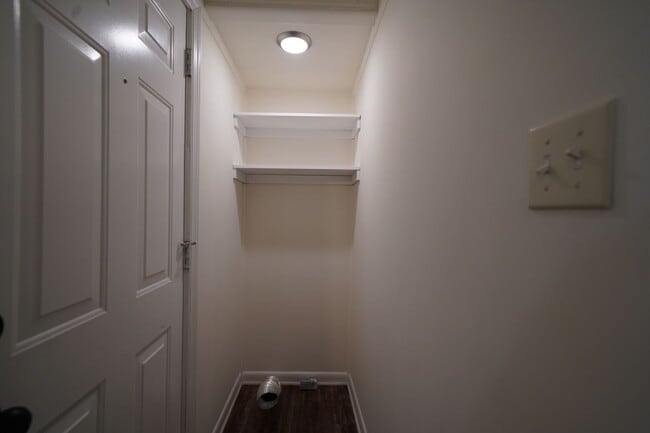 Building Photo - 1/2 MO/OFF SPECIAL - 3 bed/2 bath with yard work included