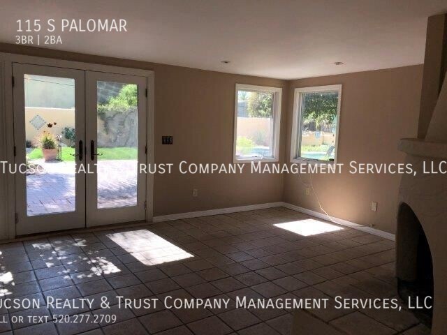 Building Photo - 115 S Palomar Dr