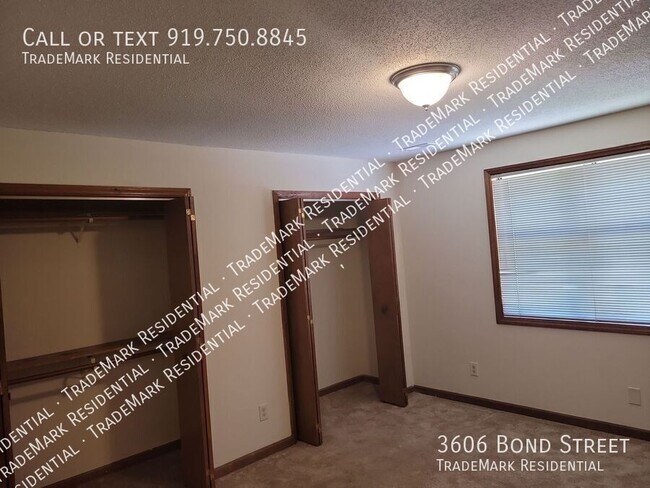 Building Photo - 3606 Bond St