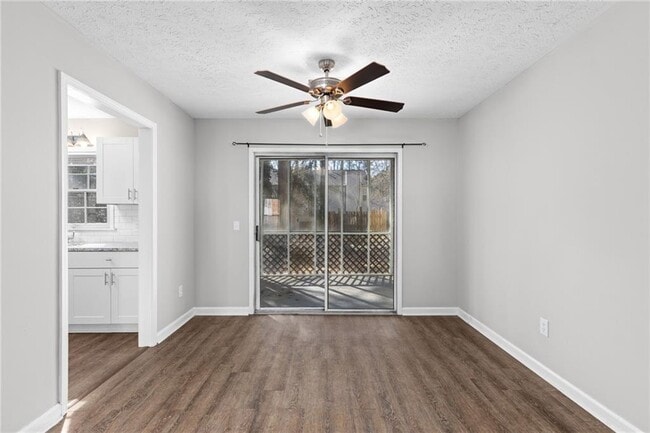 Building Photo - 295 E Burns Ct SW