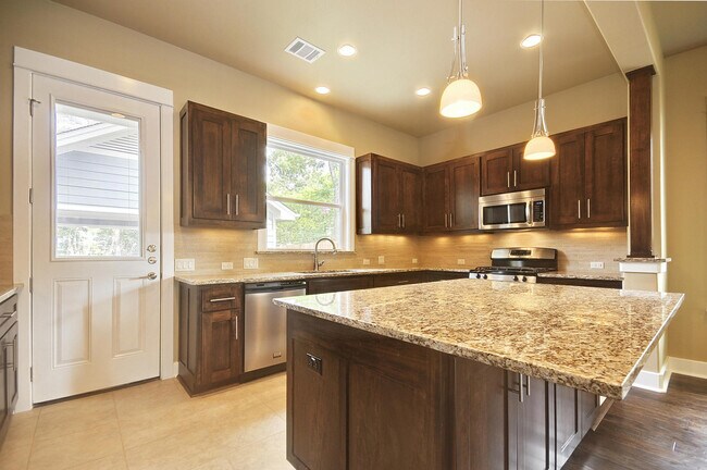 Building Photo - UT PRE-LEASE: 2011 Constructed Custom West...