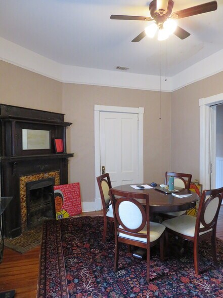 Occupied Dining room - 1217 Java Pl