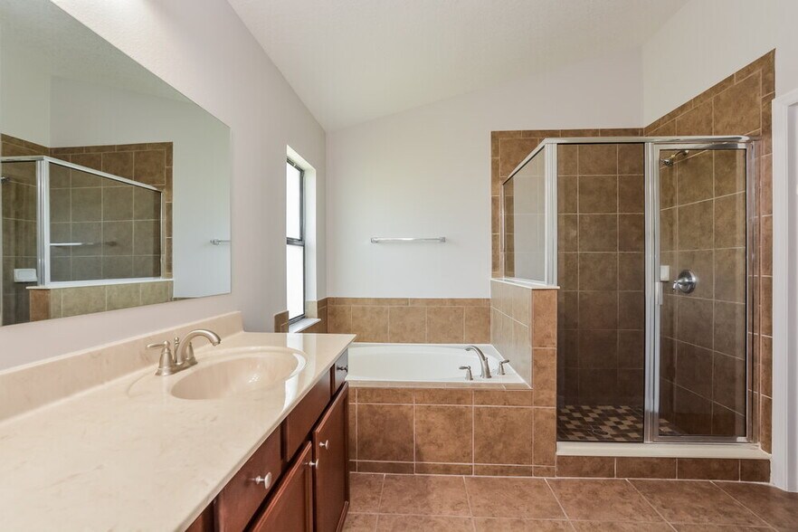 Building Photo - 2774 Corbel Loop