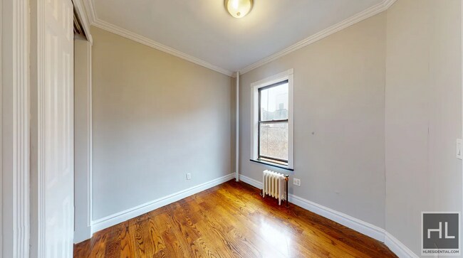 Building Photo - Elizabeth Street