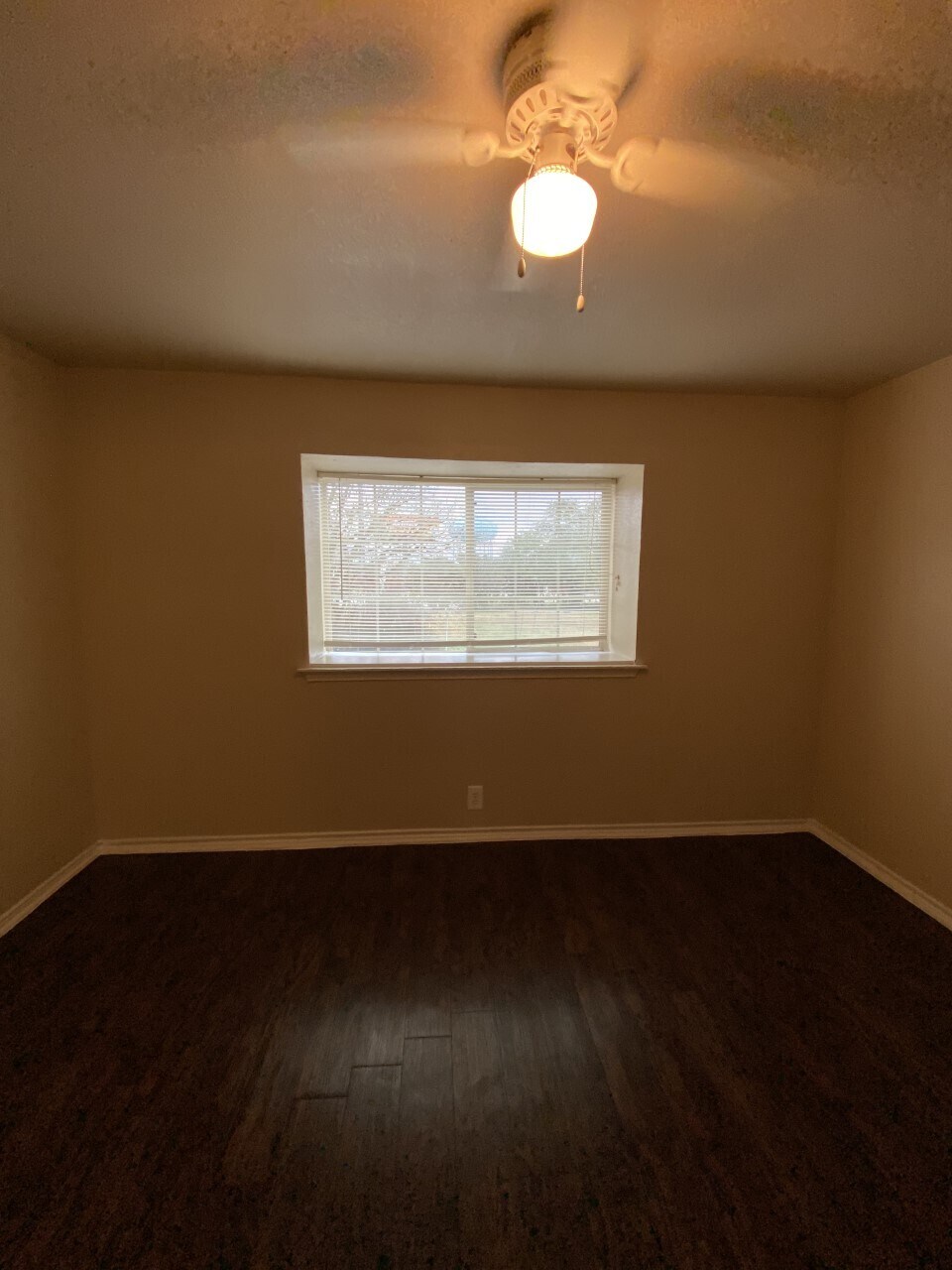 Building Photo - 3241 Bonnie Dr