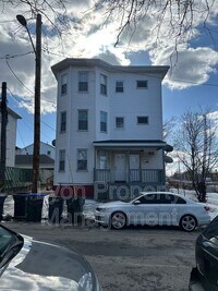 Building Photo - 204 Chapin Ave