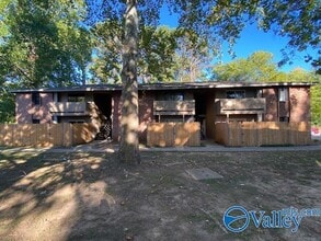 Building Photo - 2940 Hood Rd SW