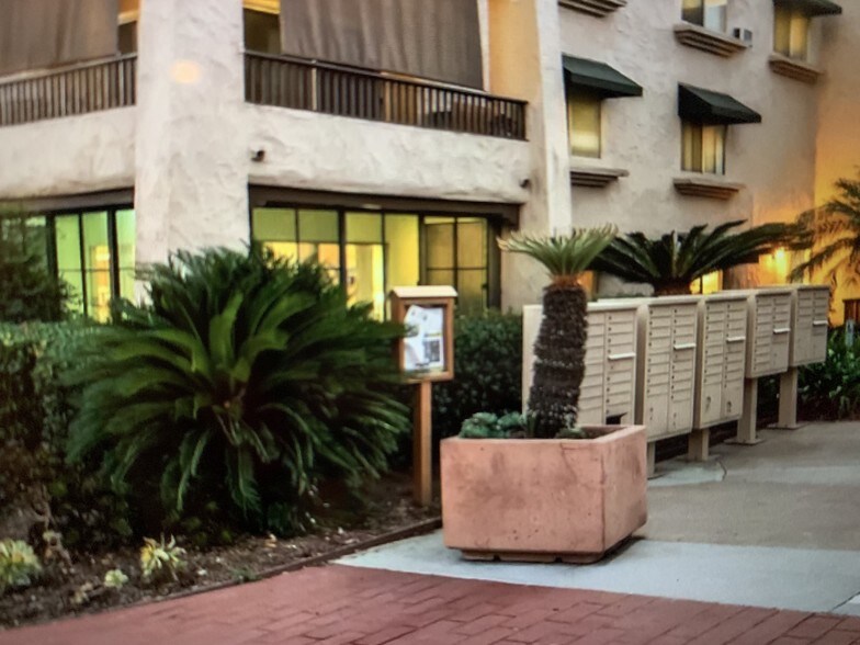 mail - 2520 Clairemont Dr