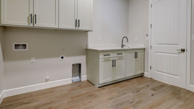 Building Photo - Brand new Home in Riverstone