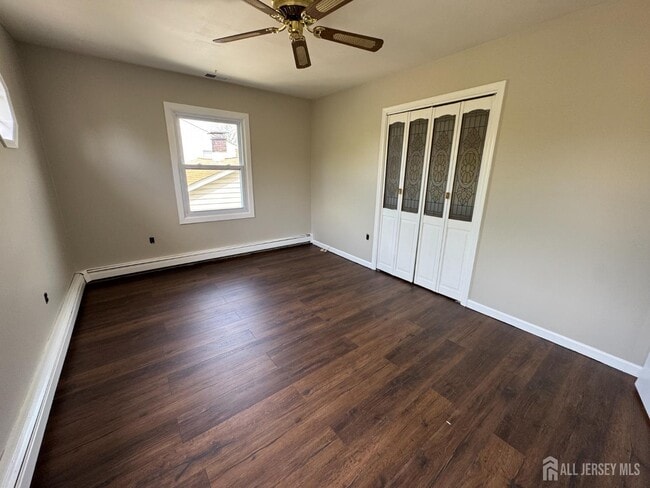 Building Photo - 9 Scott Ave