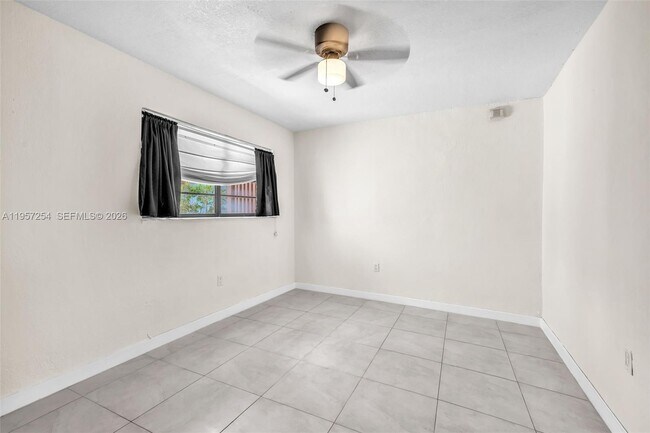 Building Photo - 3265 Virginia St