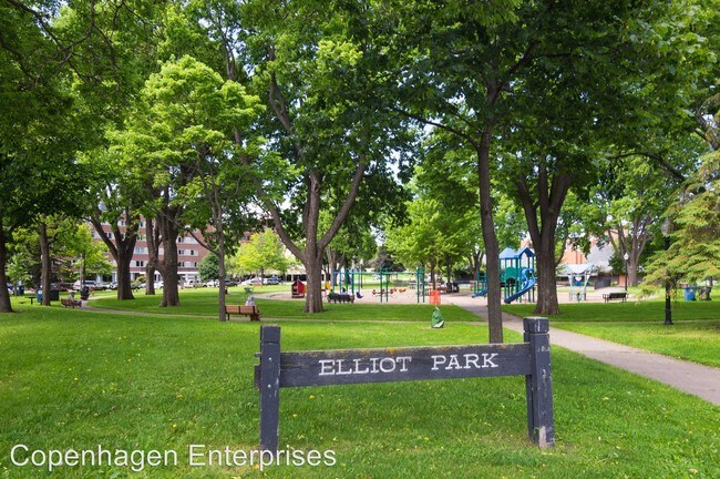 Building Photo - 507 E 14th St