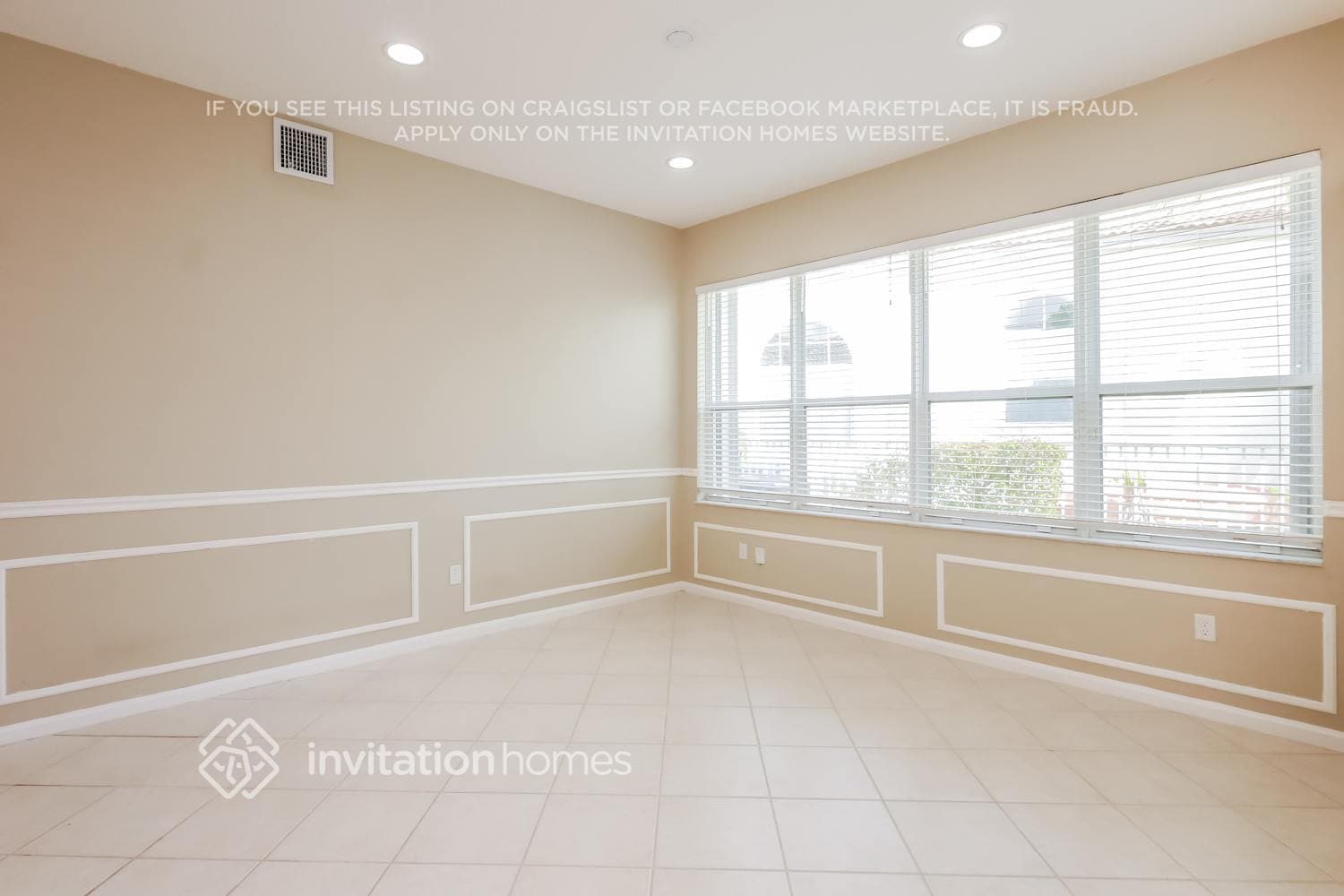 Building Photo - 5213 SW 158th Ave