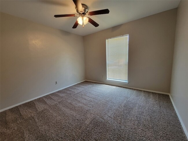 Building Photo - 5325 Brookport Dr