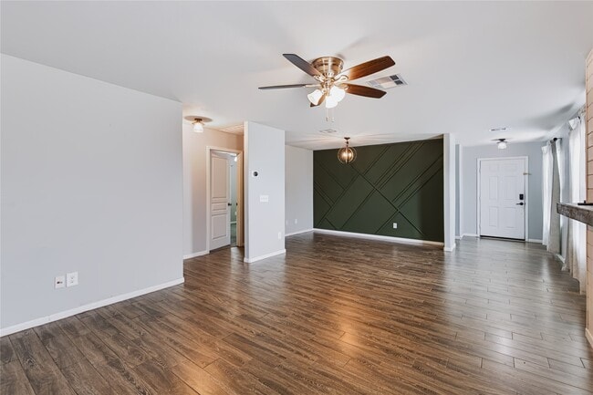Building Photo - 834 Coffee Mill Creek Ln