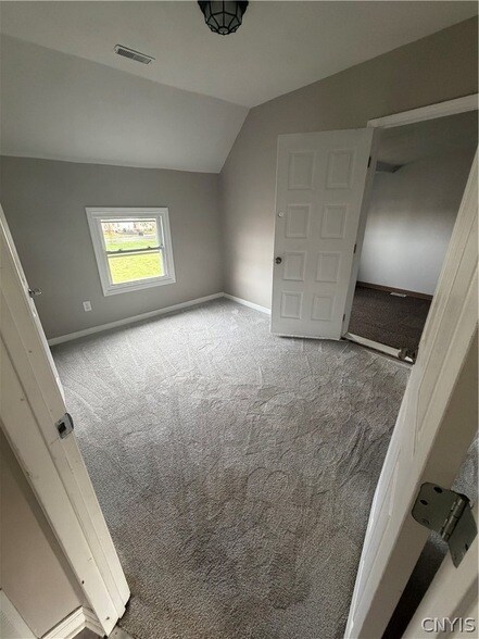 Building Photo - 214 Rowland St