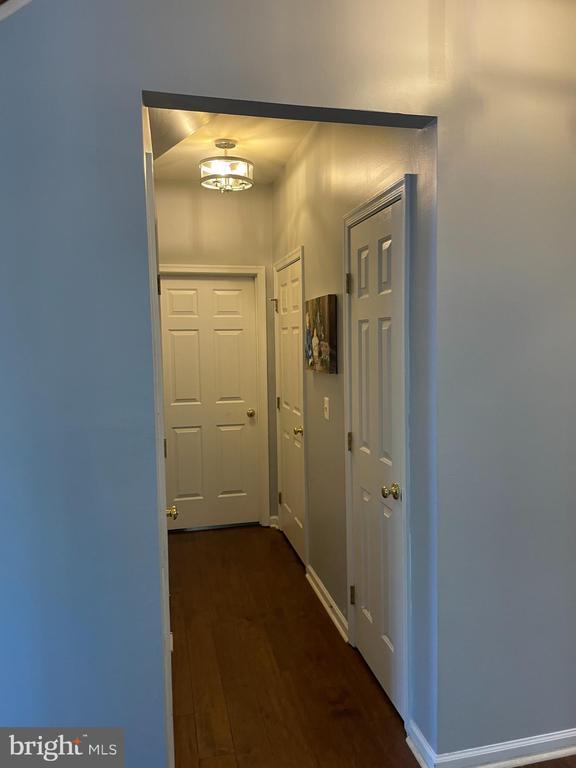 Building Photo - 35 Live Oak Ln