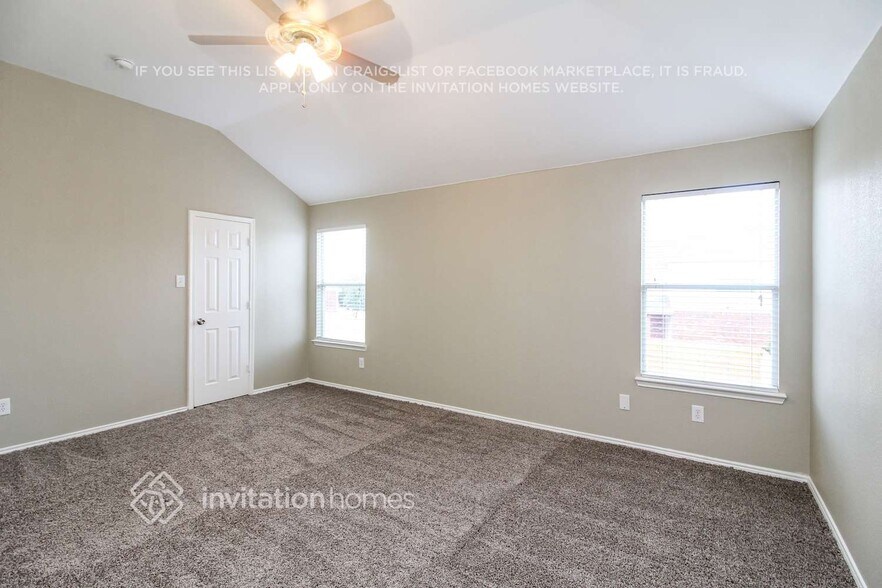 Building Photo - 3041 Spotted Owl Dr