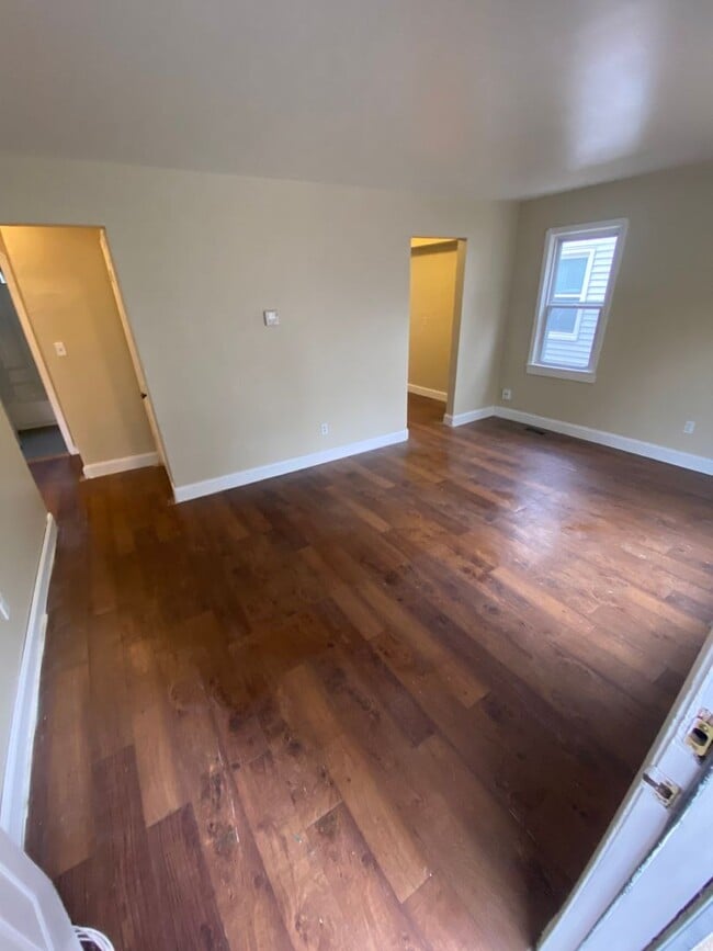 Building Photo - 11705 Mc Gowan Ave