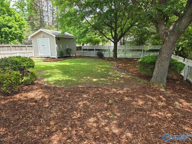 Building Photo - 218 Cypress Creek Dr