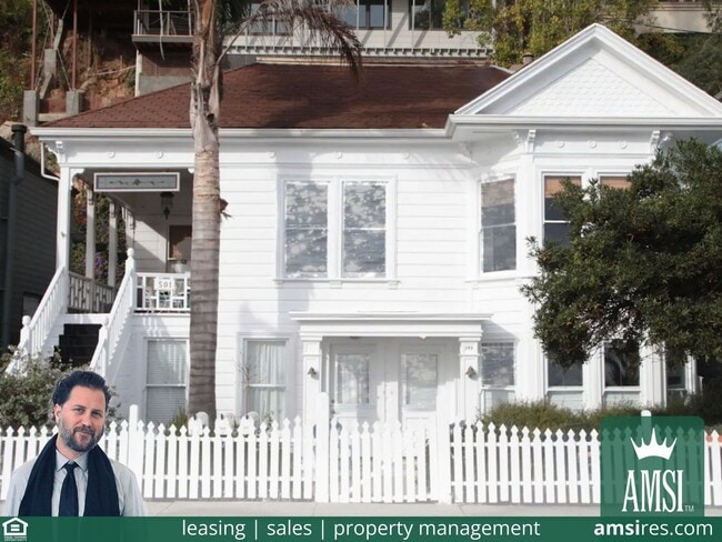 Building Photo - BACK ON THE MARKET! Rare historic waterfront home in Sausalito w/bay views, water access, office/...