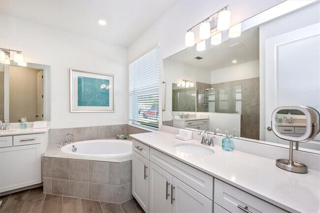 Building Photo - 12950 Tulum Lp