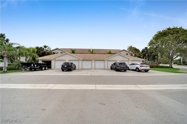 Building Photo - 365 Stella Maris Dr N