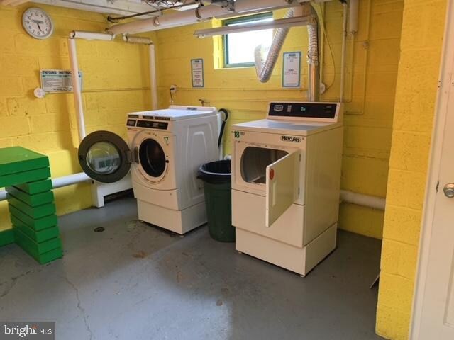 Building Photo - 671 Franklin Pl