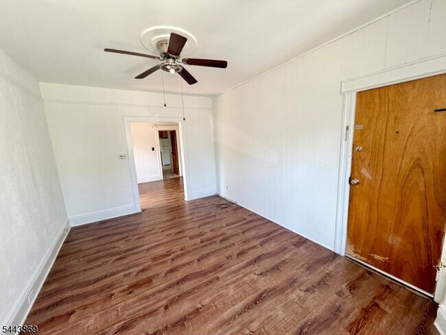 Building Photo - 4 Swaine Pl