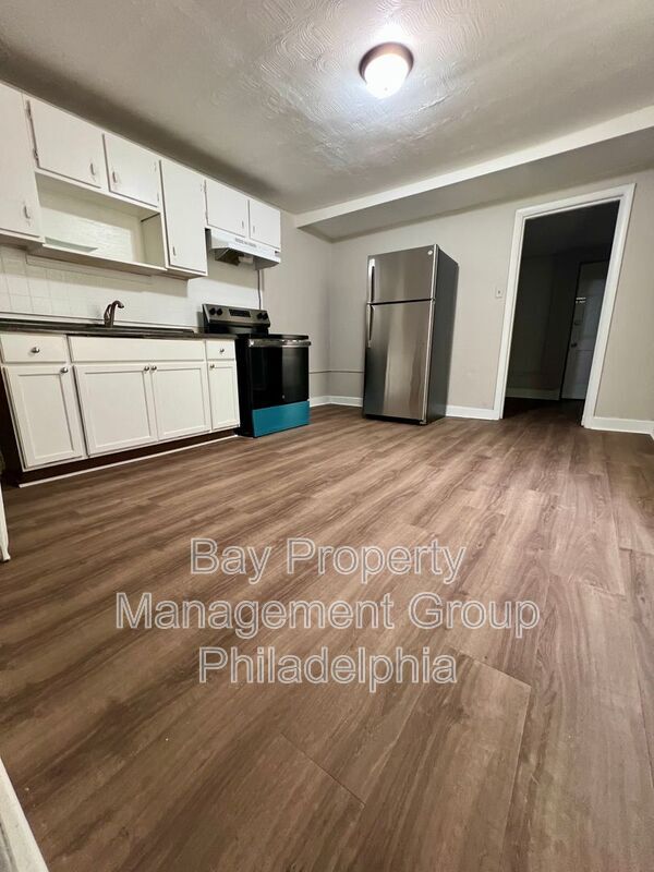 Building Photo - 613 Walnut St