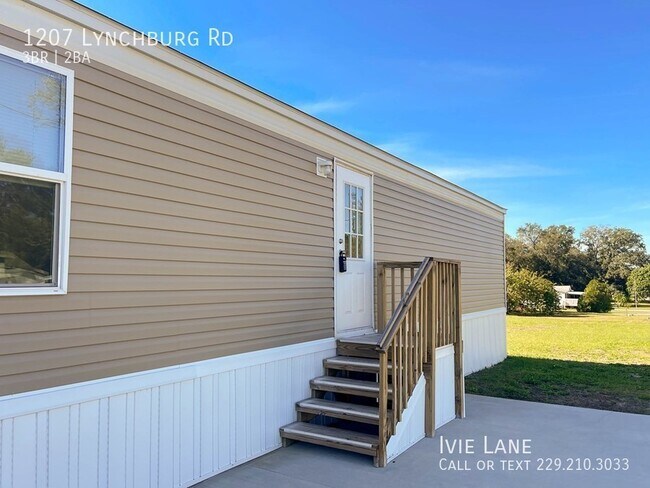 Building Photo - 1207 Lynchburg Rd