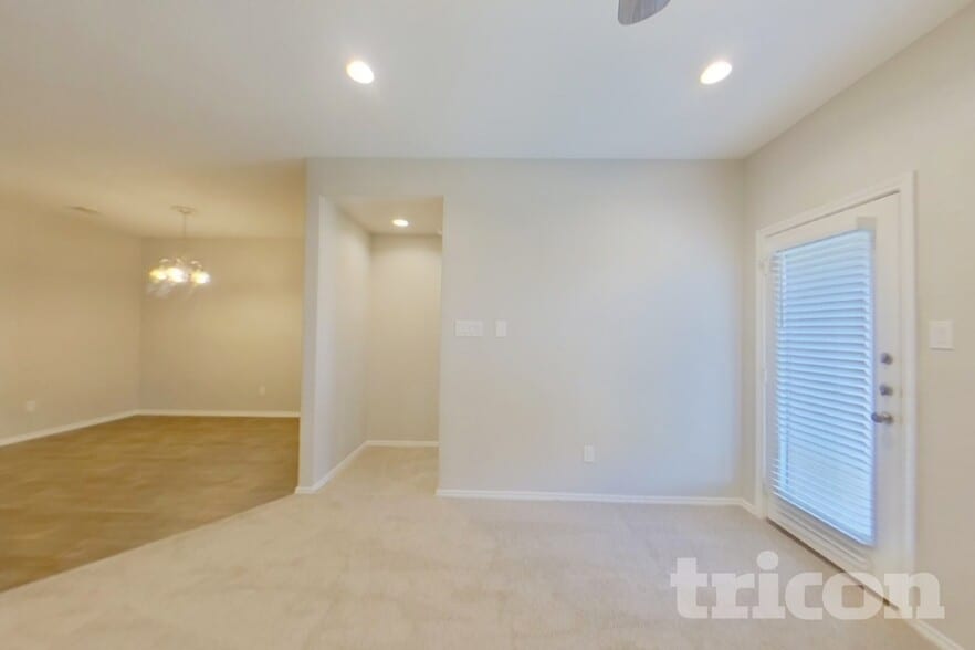 Building Photo - 1016 Adler Way
