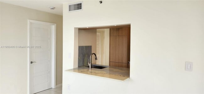 Building Photo - 7601 Dickens Ave