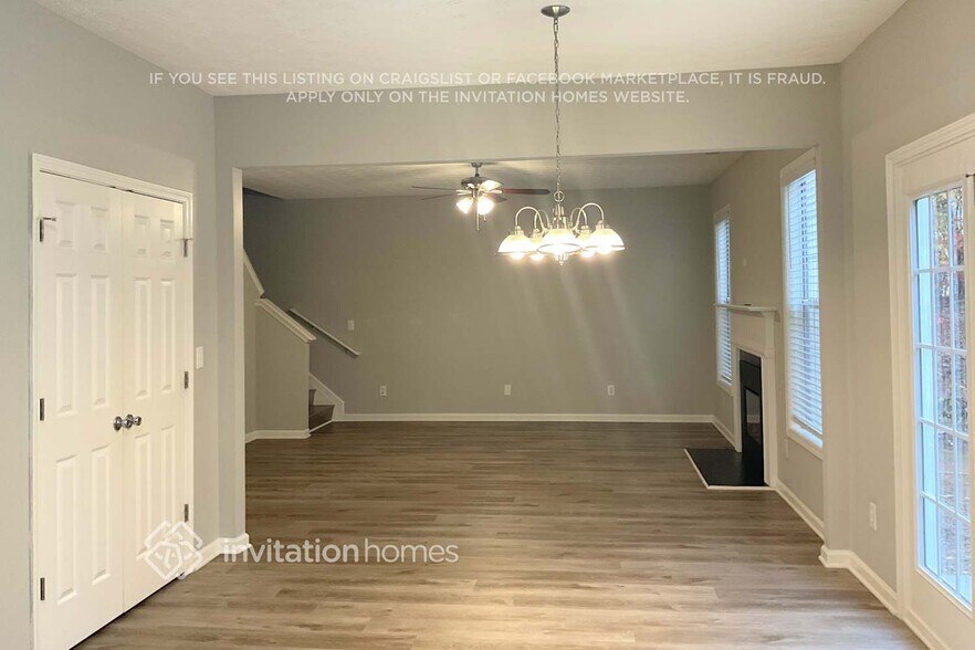 Building Photo - 3718 Dove Creek Cir SW