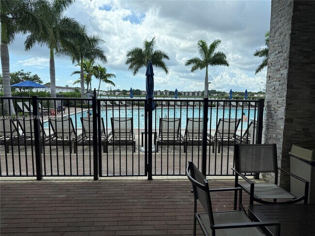 Building Photo - 607 NE 208th Terrace