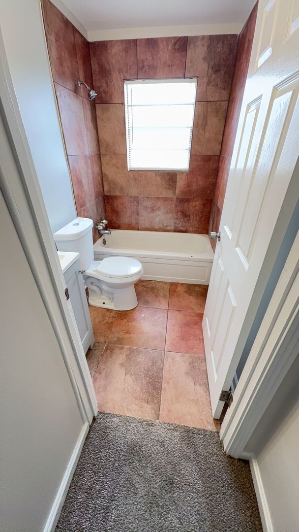 Building Photo - Charming 2 Bedroom Home in Memphis - $99 Move In Special