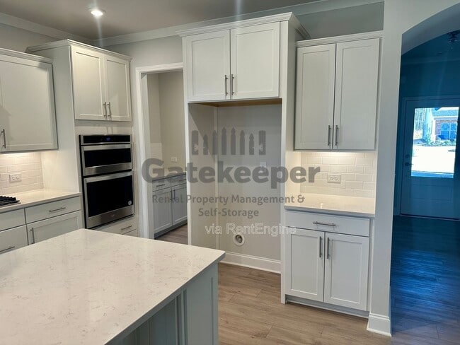 Building Photo - 505 Colebrook Wy