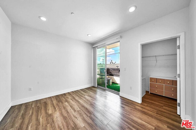 Building Photo - 1101 S Harvard Blvd