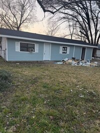 Building Photo - 12325 N Englewood Dr